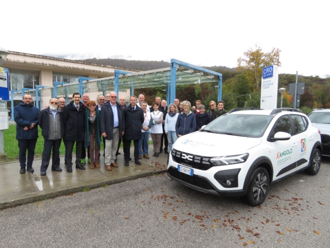 31-10-2025_inaugurazione auto nuova ANGOLO OdV. Sponsors: Fondazione Friuli, OdV Dipendenti e Pensionati UniCredit, Concessionaria Automobil David e generosità di privati